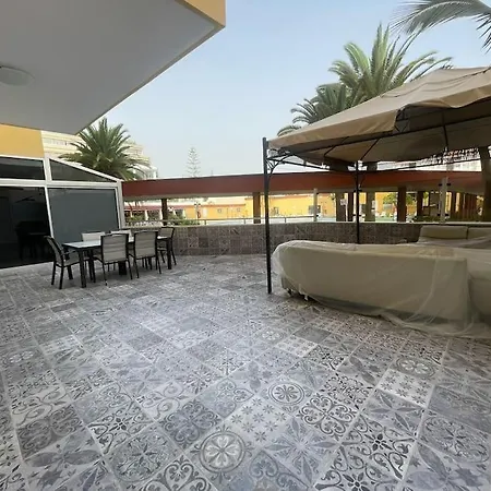 Happy Space Apartman Los Cristianos